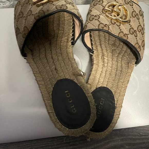 Gucci slides - Picture 5 of 8
